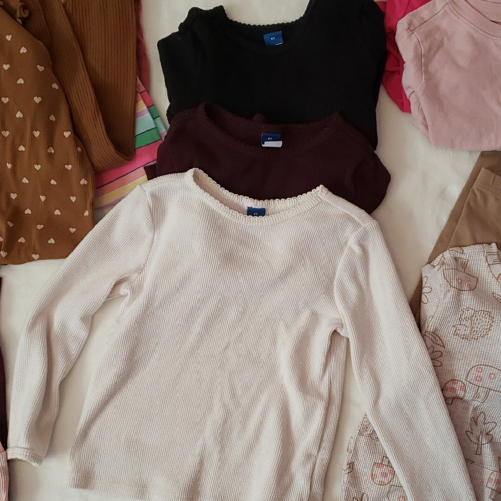 Old Navy Kids' Colorful Long Sleeve Tees - Picture 7 of 11